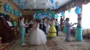 Танец "Самые лучшие" в исполнении детей подг. гр. №3 МБДОУ "ЦРР - д/с "Сказка"