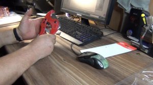 Ножницы для резки пластиковых труб ELITECH