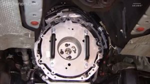 Mercedes-Benz S-Class Engine 256.9: How to Replace the Integrated Starter Alternator