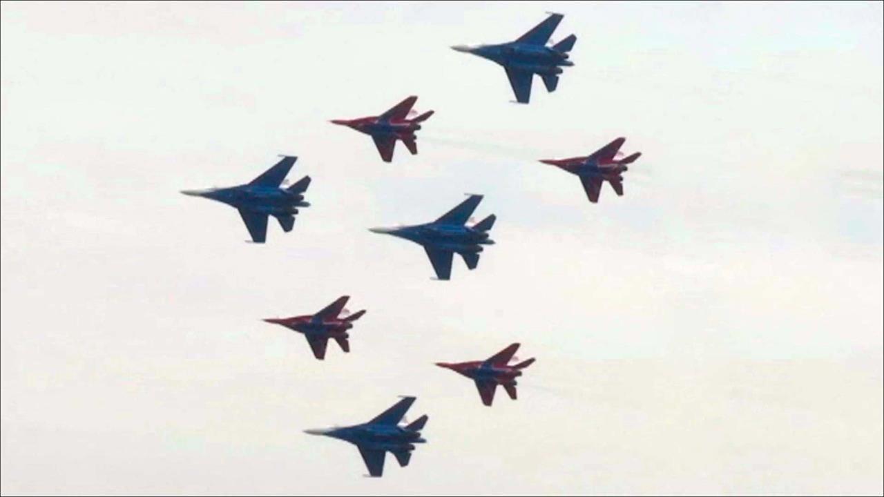 Выступление российских пилотов - одно из самых ярких событий на авиасалоне в Китае