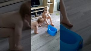 Как приучить ребенка к горшку? ?