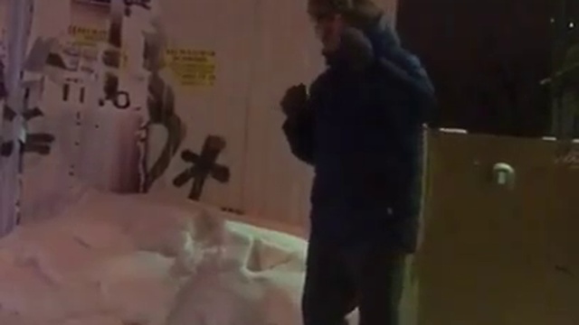 Здесь вопросы задаю Я