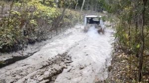 Митсубиси паджеро 2 и Уазик