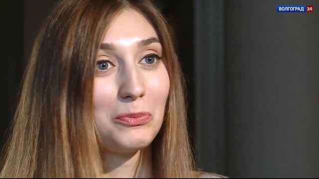 Ваш выход! Яна Савельева, солистка Волгоградского музыкального театра смотреть онлайн