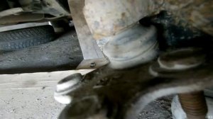 Инспекция, пыльников и шаровых механизмов, также тормозов. VW Polo Sedan.