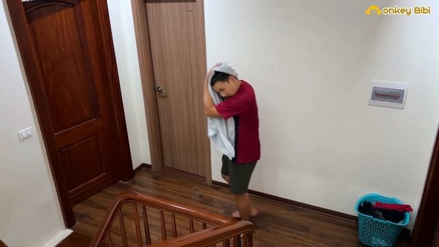 BiBi doesn't want to drink milk ant dad is worried смотреть онлайн