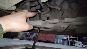 Замена антифриза в Toyota Sienta Hibrid инвертора и двигателя.