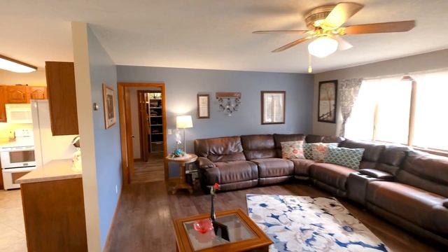 Real Estate Listing Video! 5124 126th Ave NW. Epping, ND смотреть онлайн