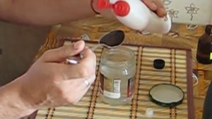 Как почистить серебряную цепочку от черноты в домашних условиях.