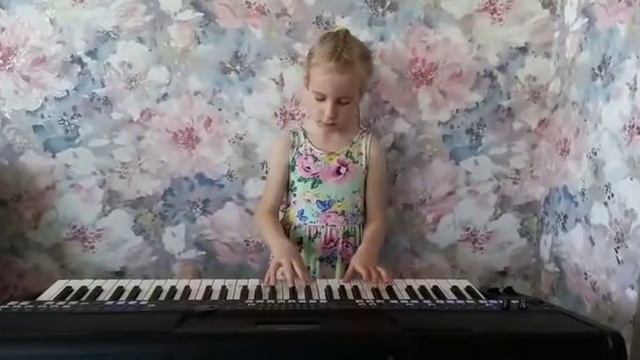 Soft Mozart. Играем трезвучия с метроном До минор ( R , L ) смотреть онлайн