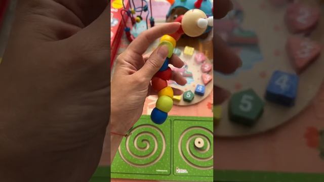 Игрушки Монстессори
