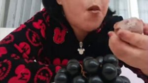 ем Глину красная Киргизия, сердце ?.