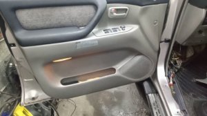 Подключение подсветки дверной карты Land Cruiser 105.