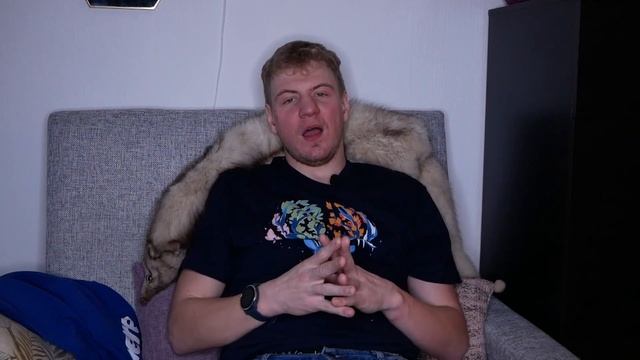 Garmin Venu 2 - подводные камни в сравнении с VivoSmart 4 смотреть онлайн