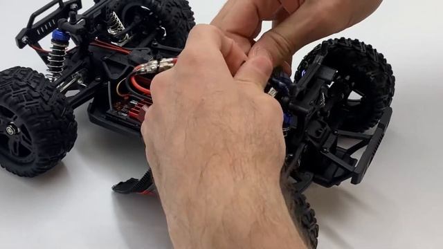 Защитный летний чехол с сеточкой для RemoHobby 1/16 Smax смотреть онлайн
