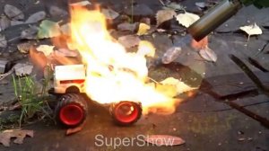 EXPERIMENT: GAS BURNER VS TOY CAR.ЭКСПЕРИМЕНТ: ГАЗОВАЯ ГОРЕЛКА VS ИГРУШЕЧНЫЙ МАШИНКА