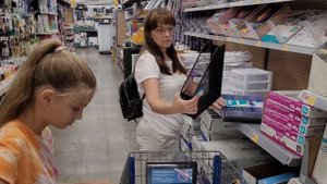США. Закупка канцтоваров к школе