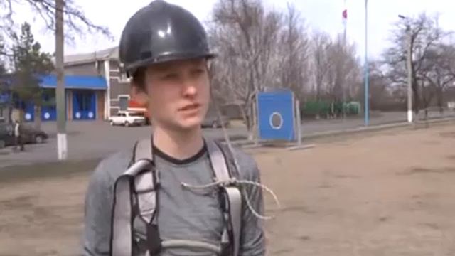 Выжить и помочь. Петровские школьники готовятся спасать людей смотреть онлайн