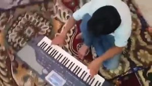 Игра на синтезаторе лезгинка супер сыграно !!!8