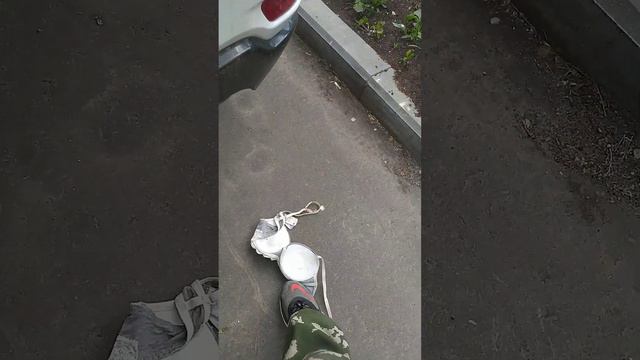 В Москве загорать умеют: лиф4ик на асфальте в СВАО, Свиблово, 2 июня 2023 года