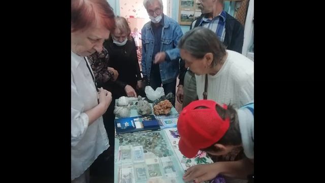 Экскурсия по школьному музею