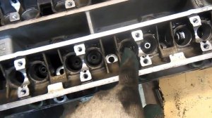 Ford Fiesta/Mazda 121 замена направляющих втулок клапанов.