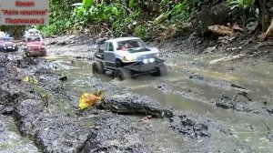 Таких джипов ты ещё не видел - Внедорожники 4х4 по бездорожью и гряз на  радиоуправлении!