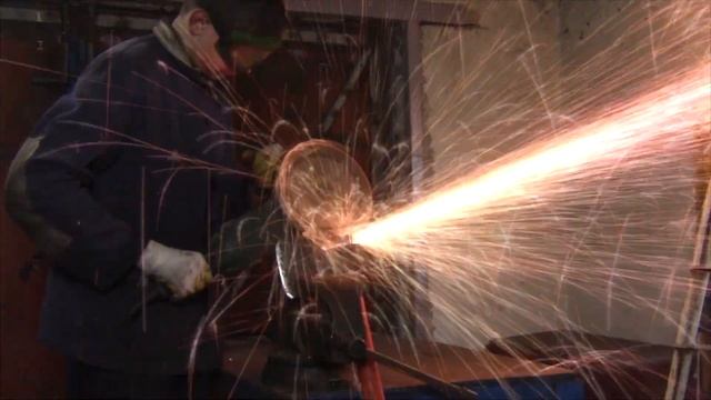 Вечный Топор из обычного! Плотники в восторге! смотреть онлайн