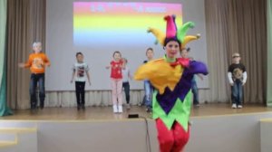 Танец "Мы маленькие дети!"