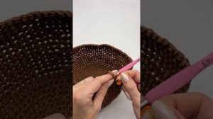 Часть 2.Шляпа с полями из рафии.