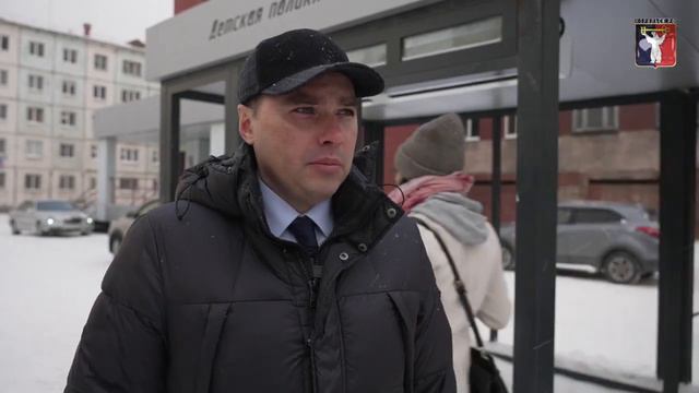 Дмитрий Карасев  «Теплые остановки должны быть доделаны до конца месяца» смотреть онлайн