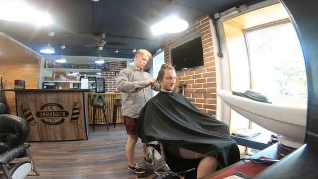 из длинных волос в короткую стрижку pompadur смотреть онлайн