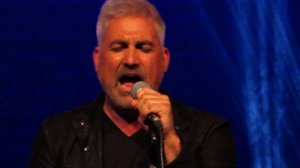 Taylor Hicks covers Something