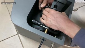 Аппарат лазерной чистки 3 в 1: Подключение устройства автоматической подачи проволоки
