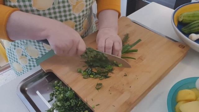 Окрошечка!Как быстро почистить яйца! Домашняя еда Кухня Рецепты