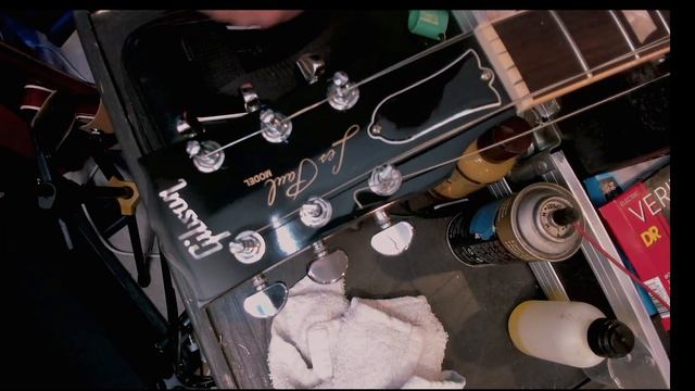 My 2018 Les Paul deserved this treatment. смотреть онлайн