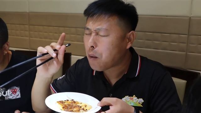 东北杀猪菜永远吃不够，48元一大盆，有菜还有肉，太香了