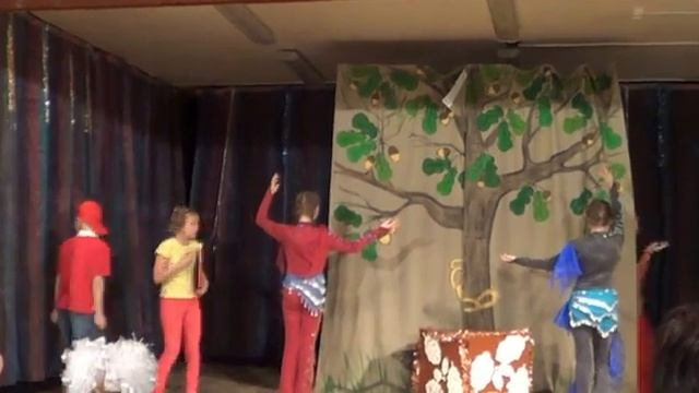"СНЕГУРОЧКА ИЗ ЛУКОМОРЬЯ"