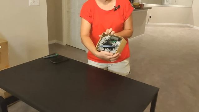 Всё по 5$. Удивительная распаковка потерянных посылок в США из Амазон. UNOPENED Amazon Packages!!! смотреть онлайн