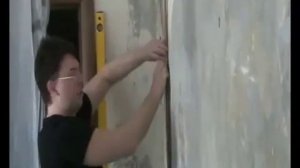 Как самому выровнять стены штукатуркой