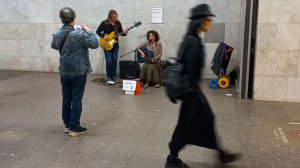 «Los Corazones»: редкие песни в вечерней подземке