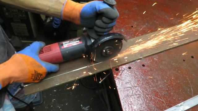 Полезная Самоделка Которая Должна Быть У Каждого смотреть онлайн