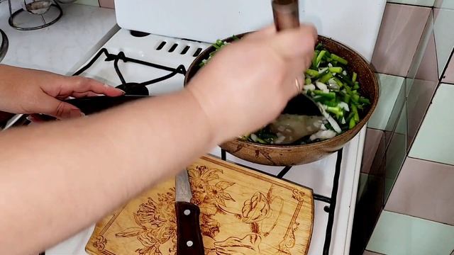 ЖАРЕНЫЕ ЧЕСНОЧНЫЕ СТРЕЛКИ.??