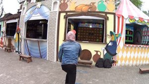 КАК ОБЫГРАТЬ АТТРАКЦИОН-ЛОХОТРОН ЛОПНИ ШАРИК