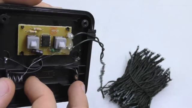 Гирлянда с солнечной панелью на "22" метра и 200 светодиодов смотреть онлайн