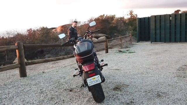 Kawasaki Vulcan S and the burning sunset смотреть онлайн