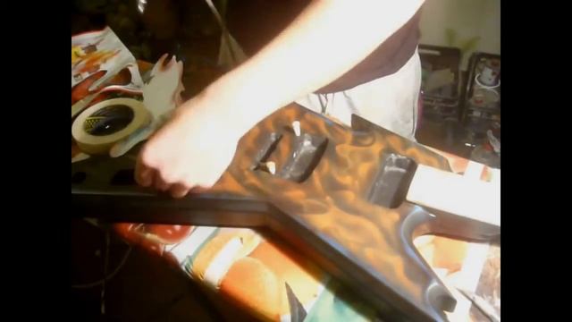 Аэрография на гитаре. Рисуем огонь #3. Уроки аэрорафии для начинающих - Дмитрий Осокин смотреть онлайн