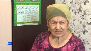 В Уфе пенсионерка вяжет для бойцов СВО "носки Победы"