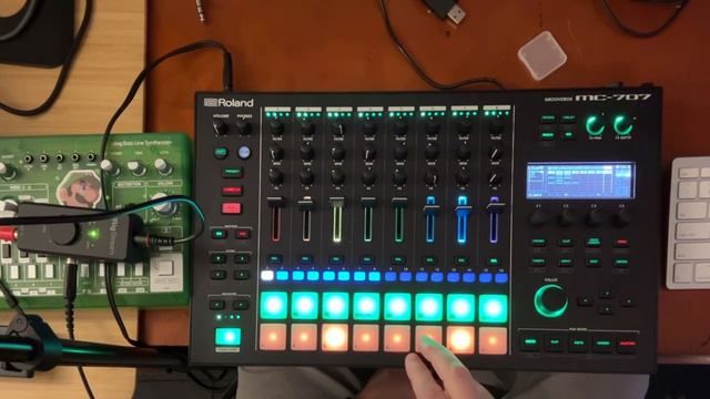 "Cloudpro" (MC-707) смотреть онлайн