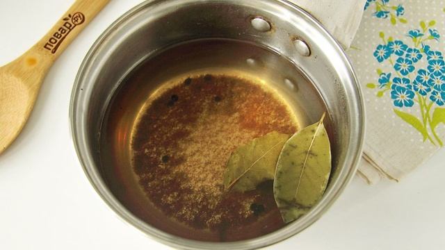 Рыба маринованная в уксусе с луком